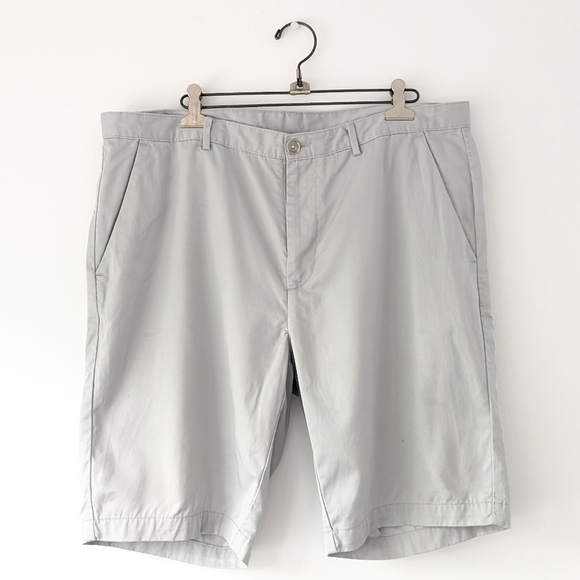 Calvin Klein Men's Light Beige Flat Front Shorts ~ Size 36 - Picture 1 of 7